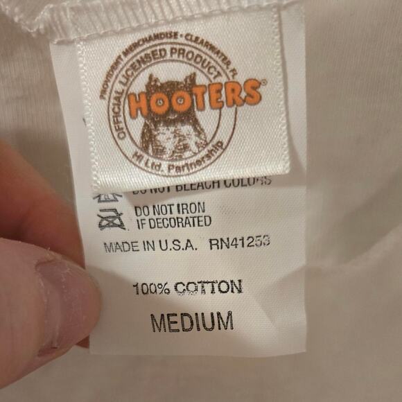 Vintage-Style Hooters “The Original Clearwater” Tank Top - Picture 2 of 4